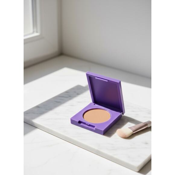 LISA FRANK X GLAMOUR DOLLS Hearthrob matte Eyeshadow - Picture 1 of 4